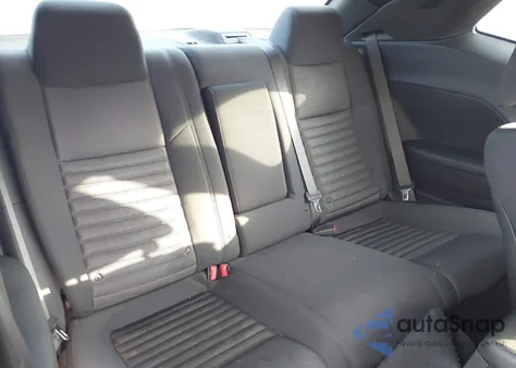 2013 Dodge Challenger Sxt z USA, uszkodzony, nr VIN 2C3CDYAG0DH511743